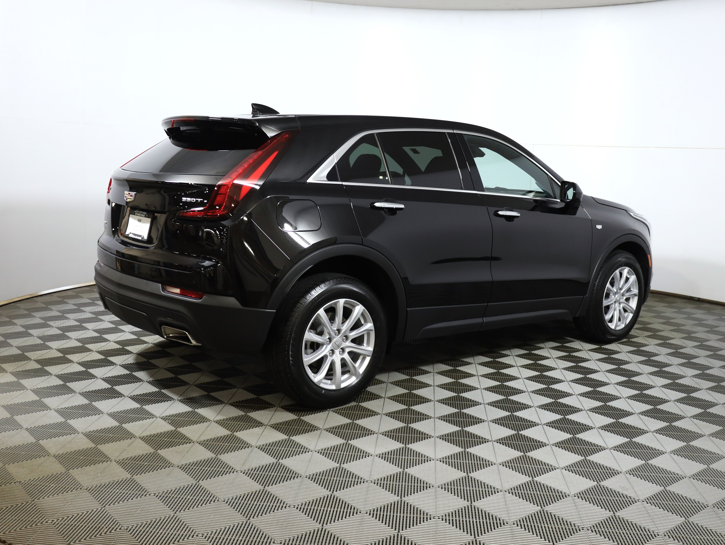 2023 Cadillac XT4 Luxury photo 4