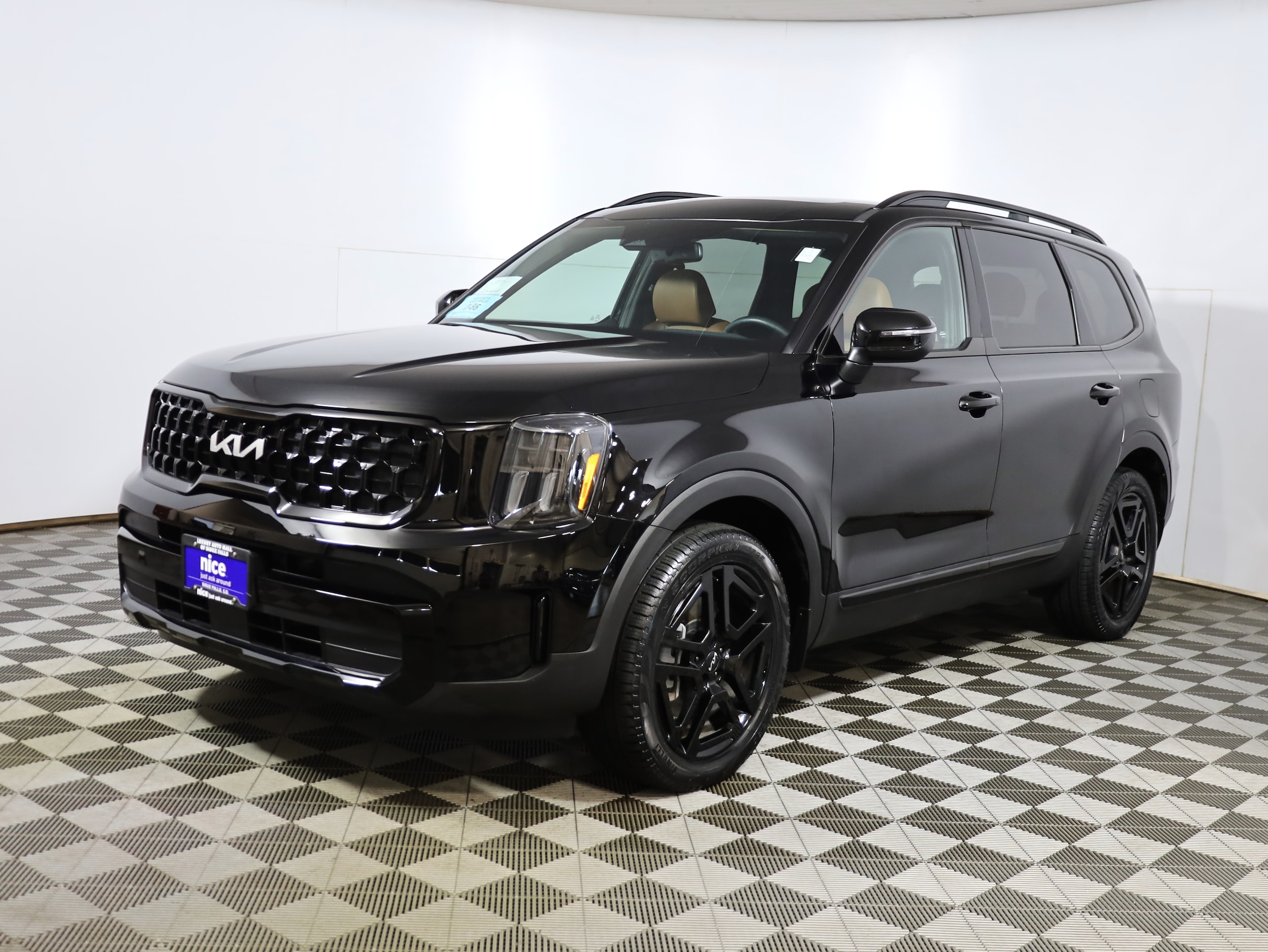 2024 Kia Telluride EX X-Line's photo