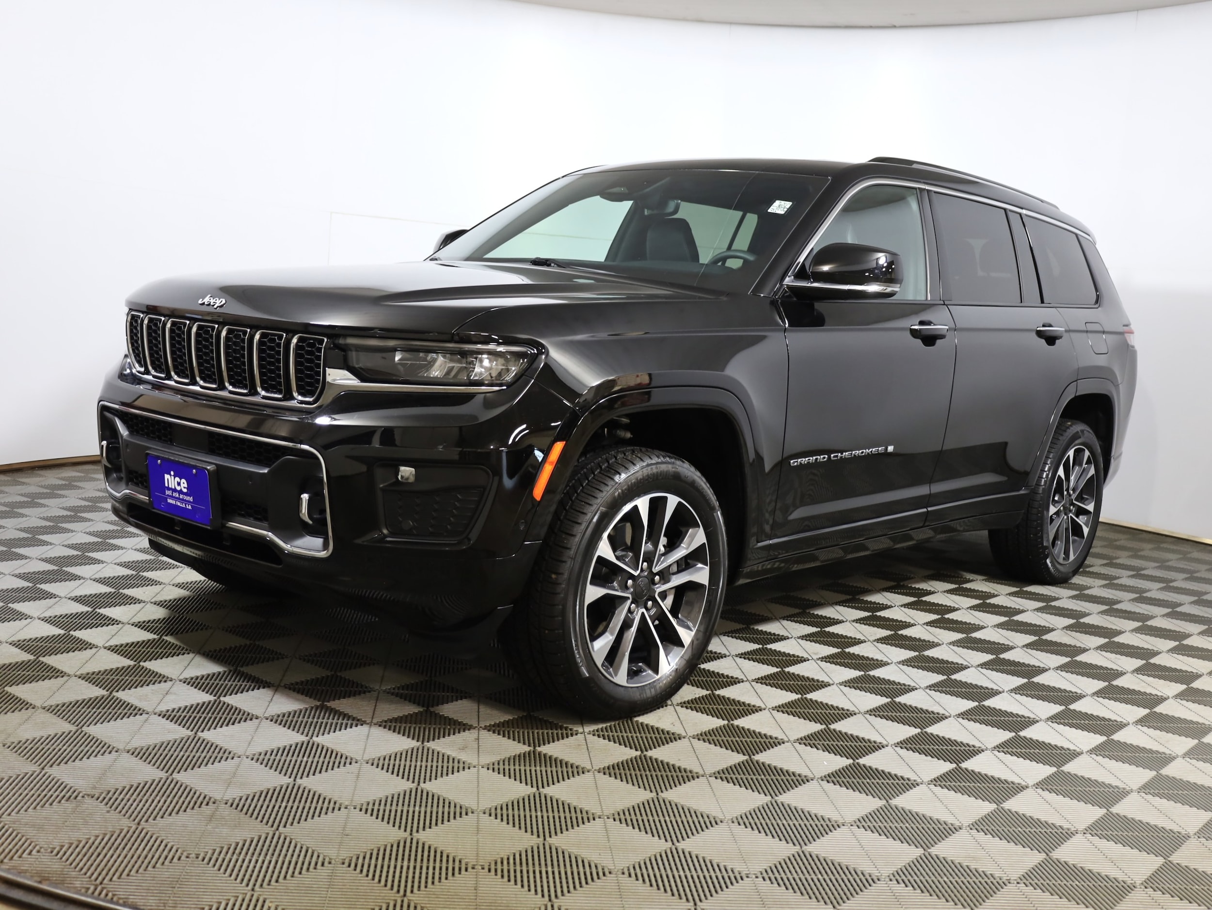2023 Jeep Grand Cherokee L Overland