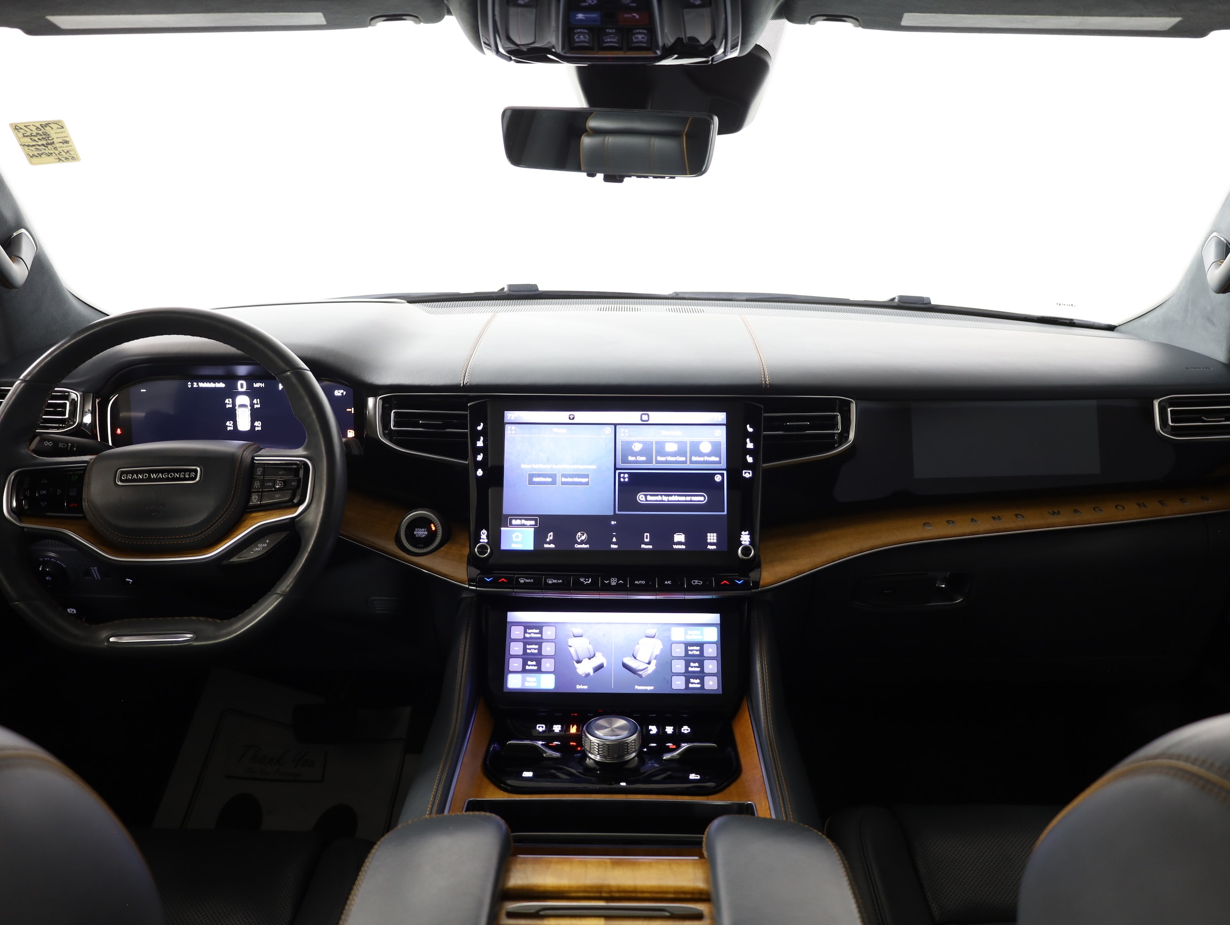 2022 Jeep Grand Wagoneer Series II - Photo 14