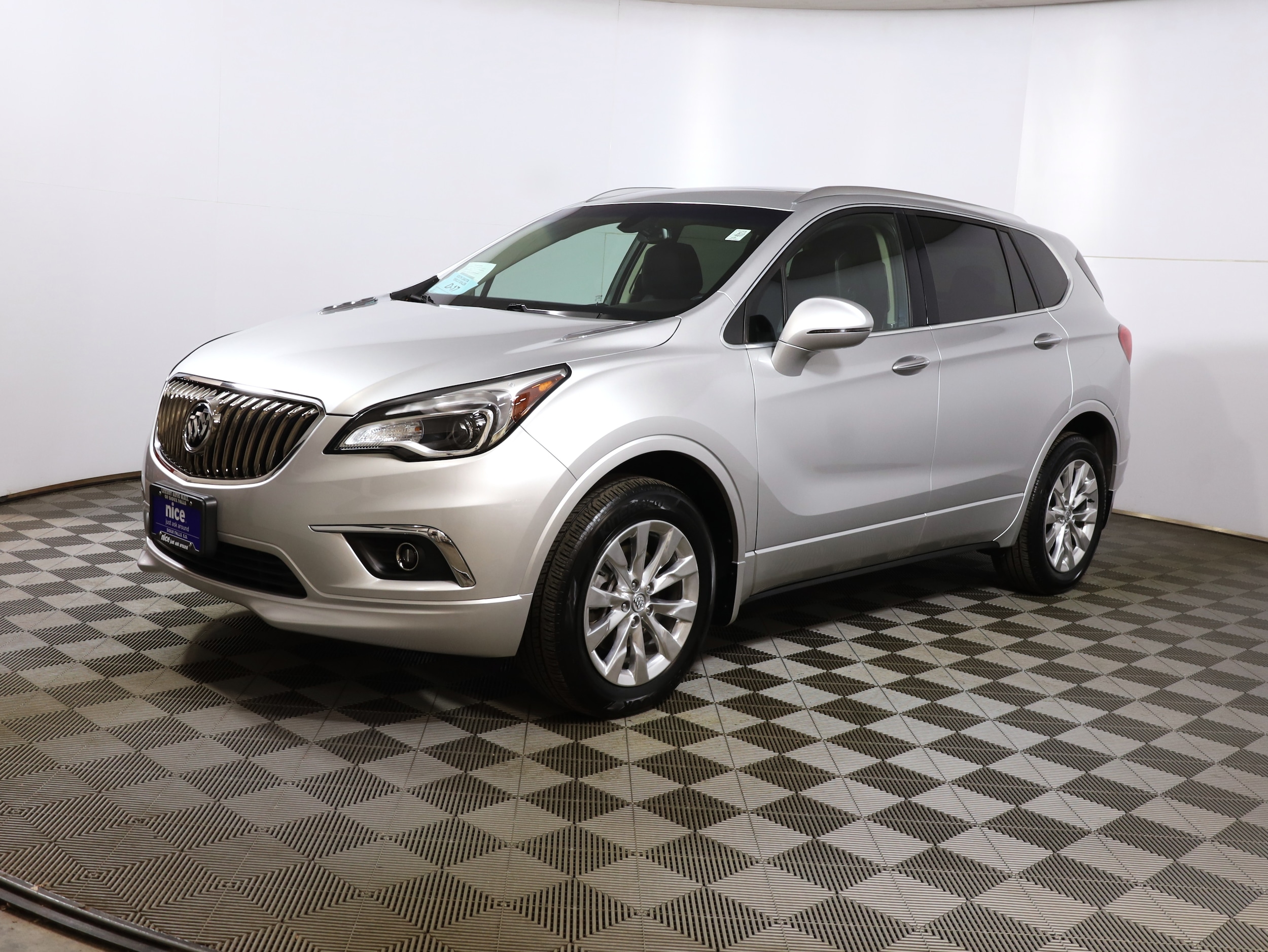 2017 Buick Envision Essence's photo