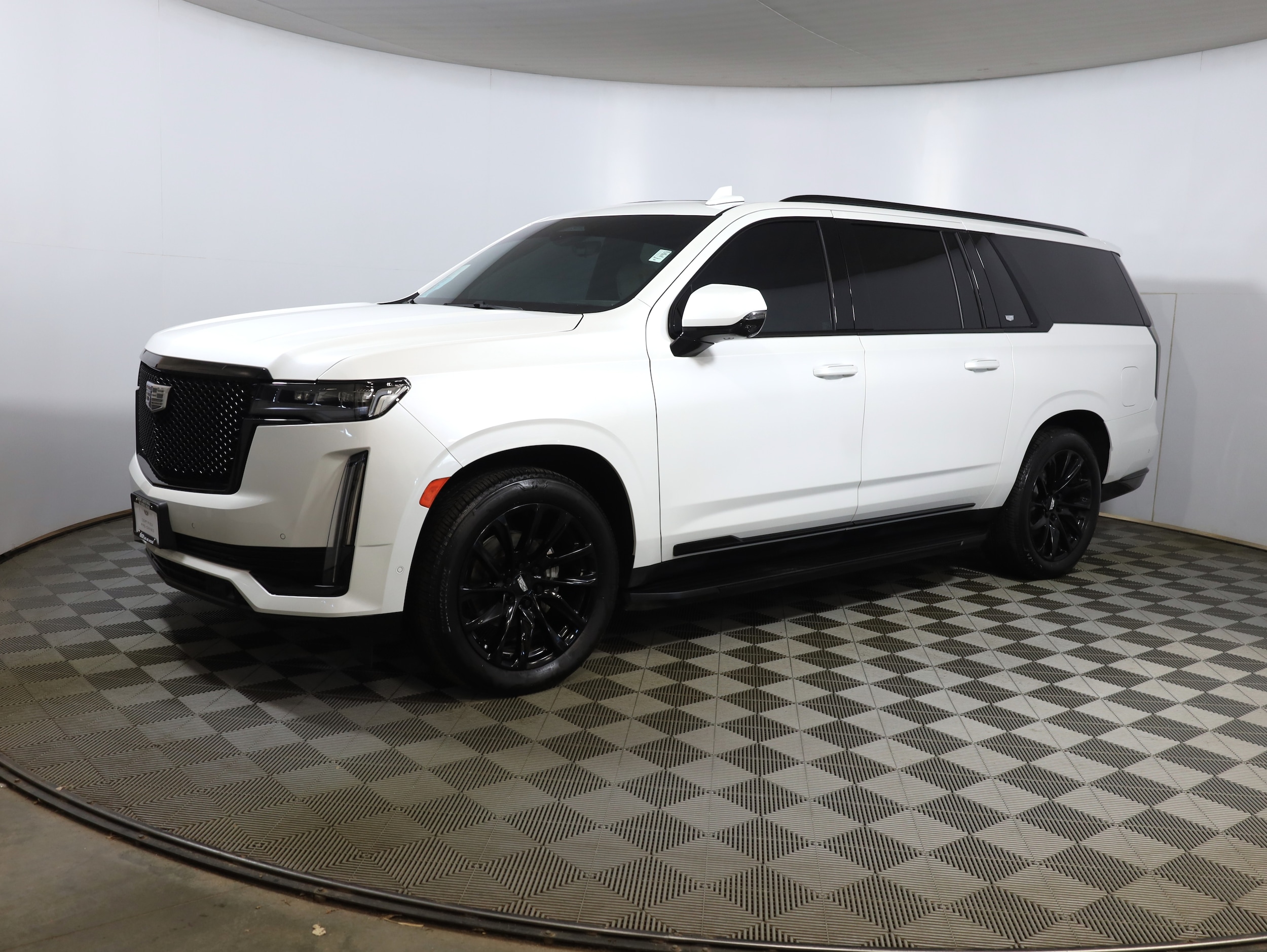 2023 Cadillac Escalade ESV Sport's photo