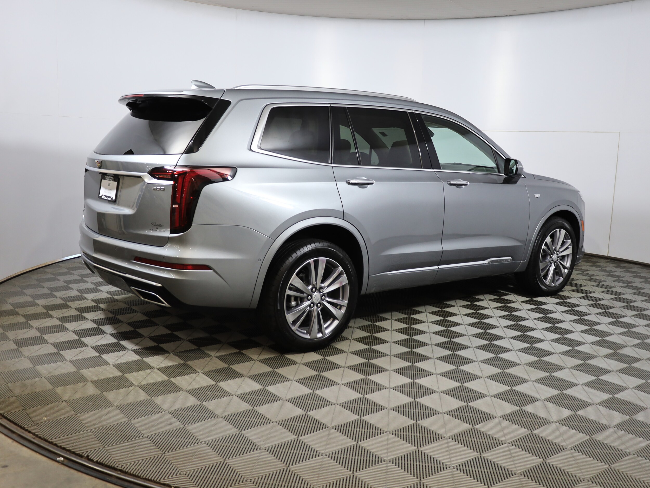 2024 Cadillac XT6 Premium Luxury photo 4