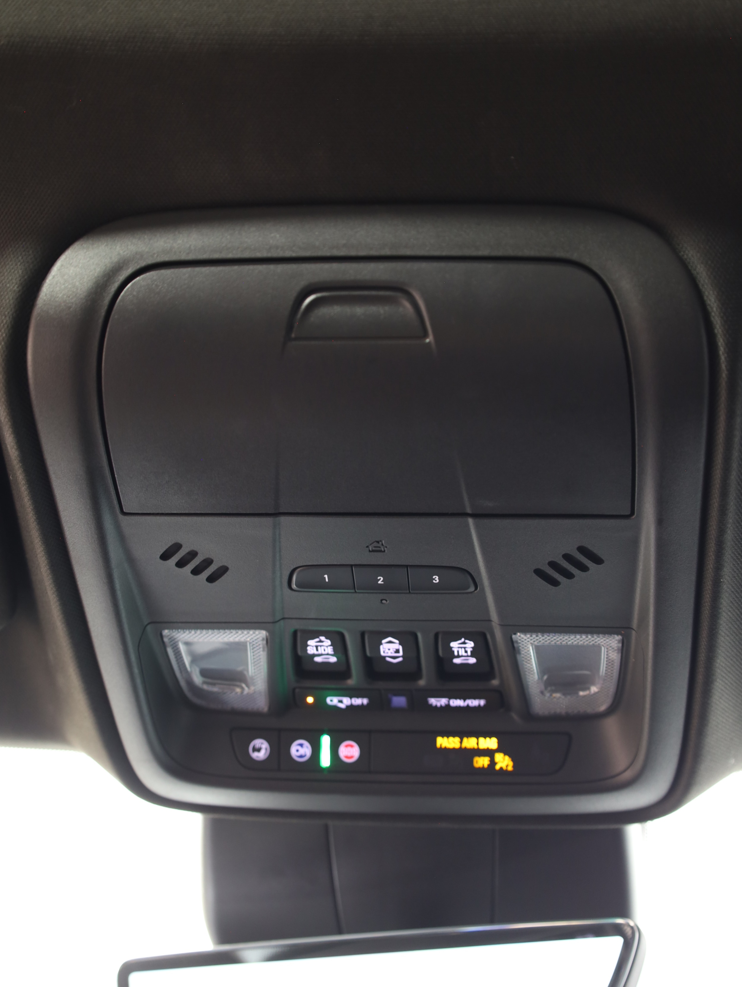 2024 Cadillac XT4 Sport - Photo 18