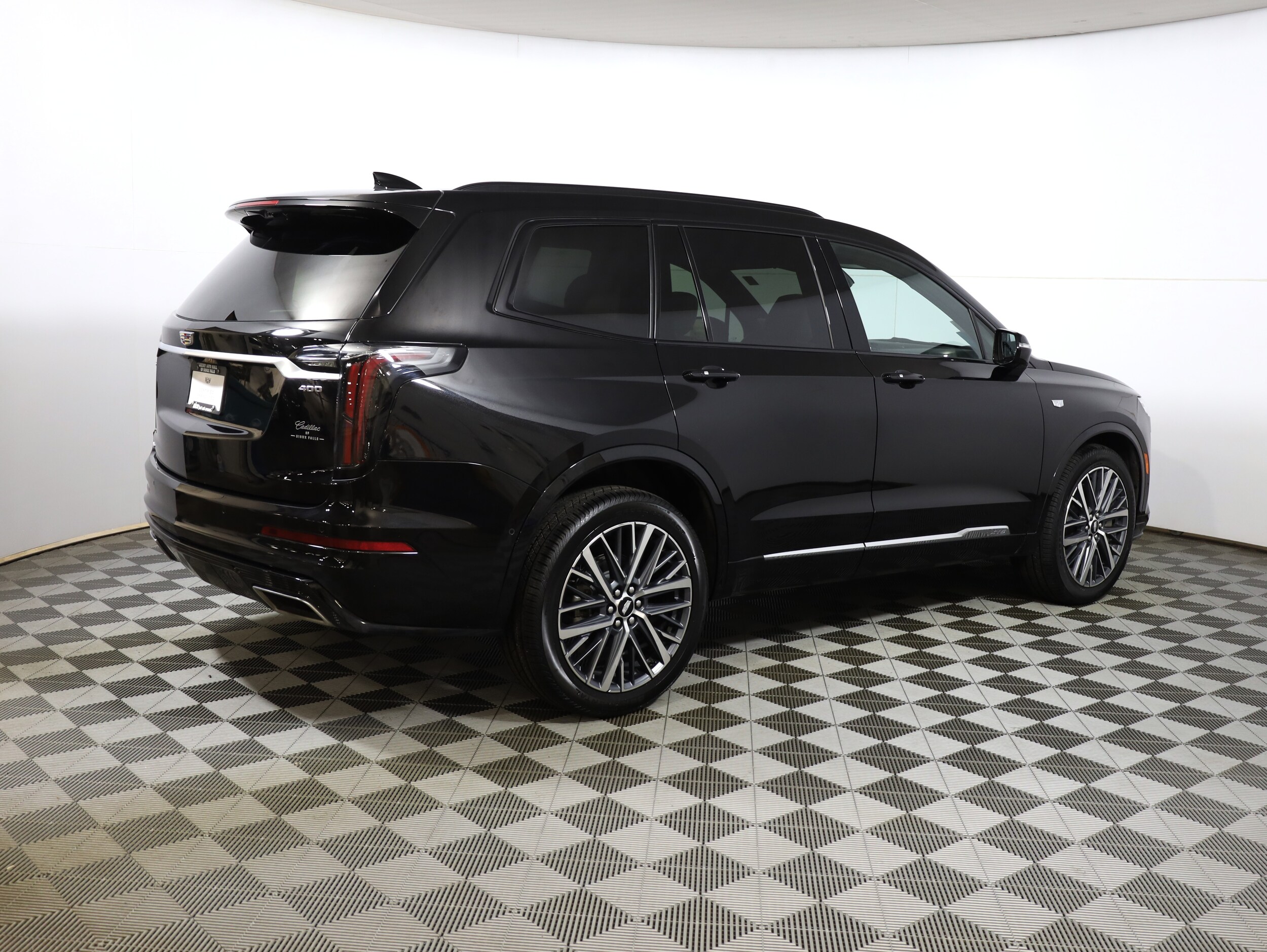 2023 Cadillac XT6 Sport photo 4