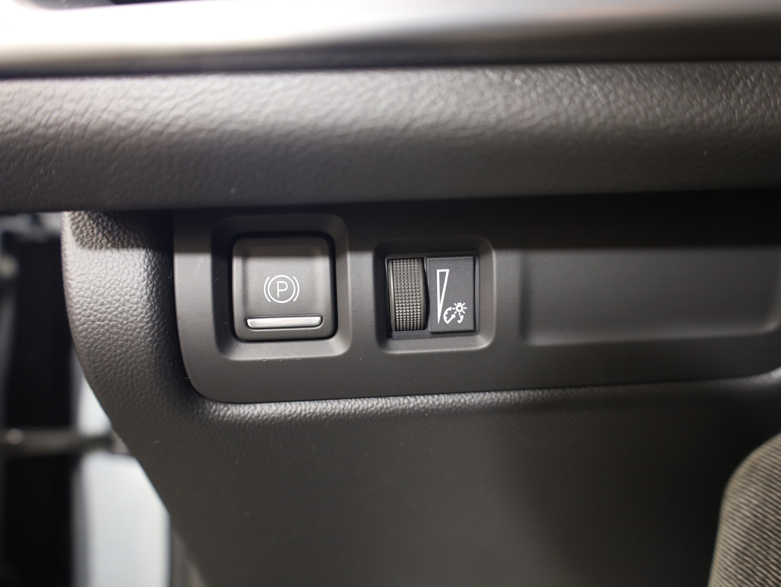 2024 Cadillac XT4 Sport - Photo 24