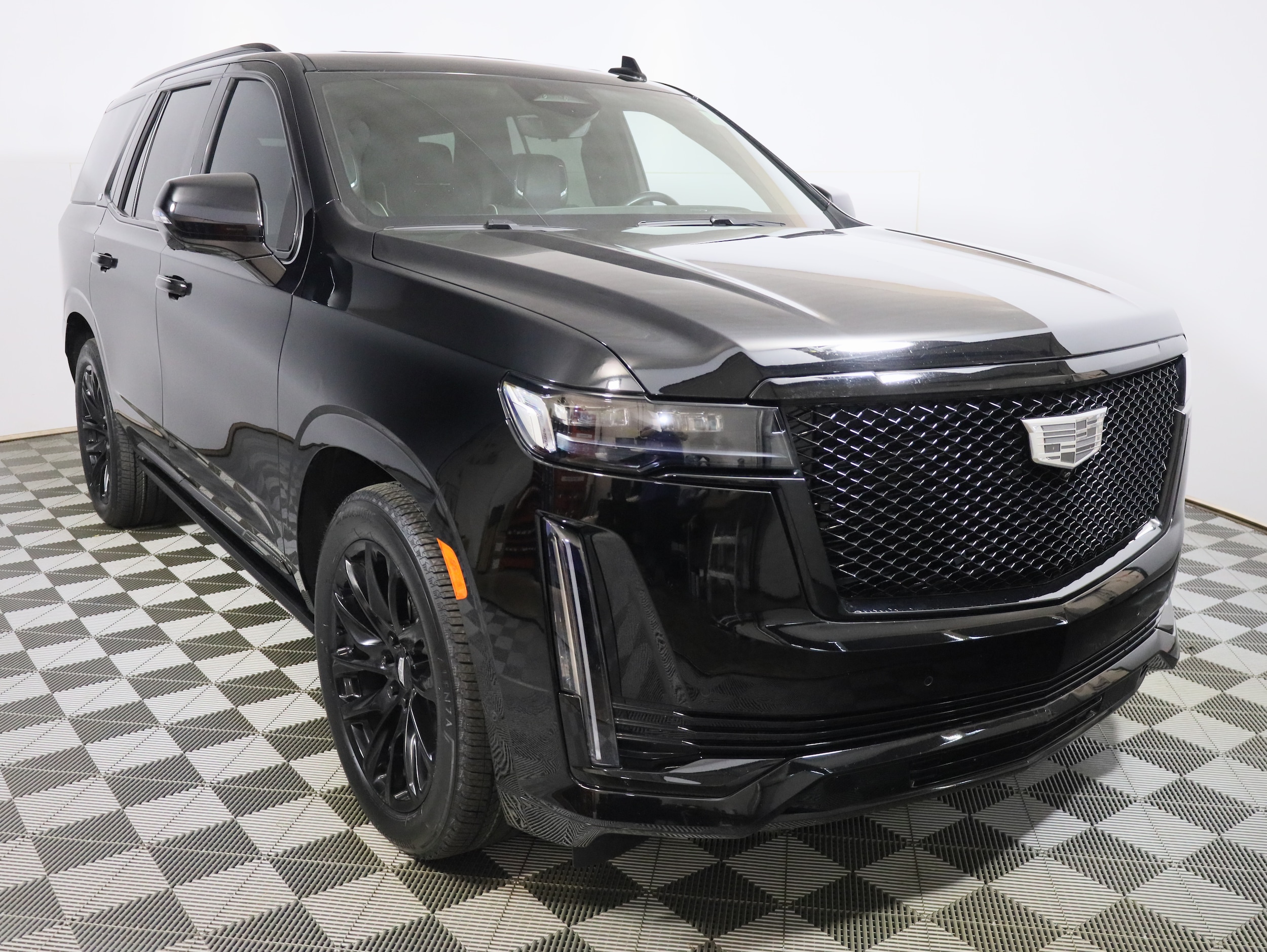 2023 CADILLAC s