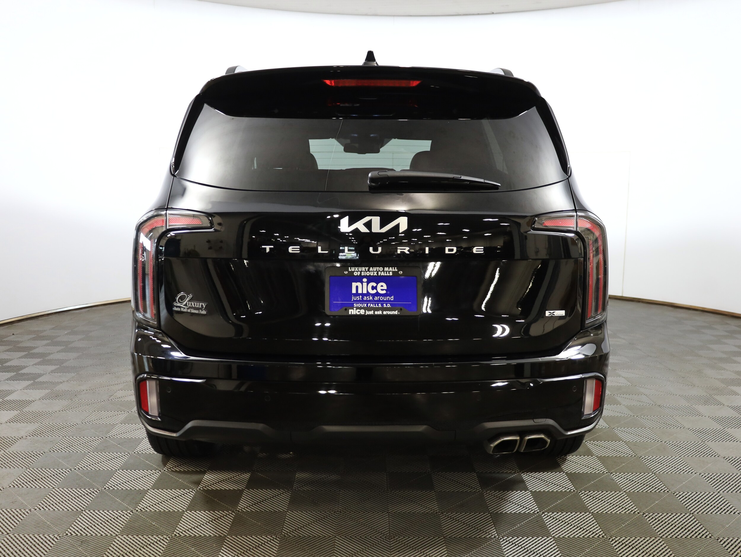 2024 Kia Telluride EX X-Line photo 2
