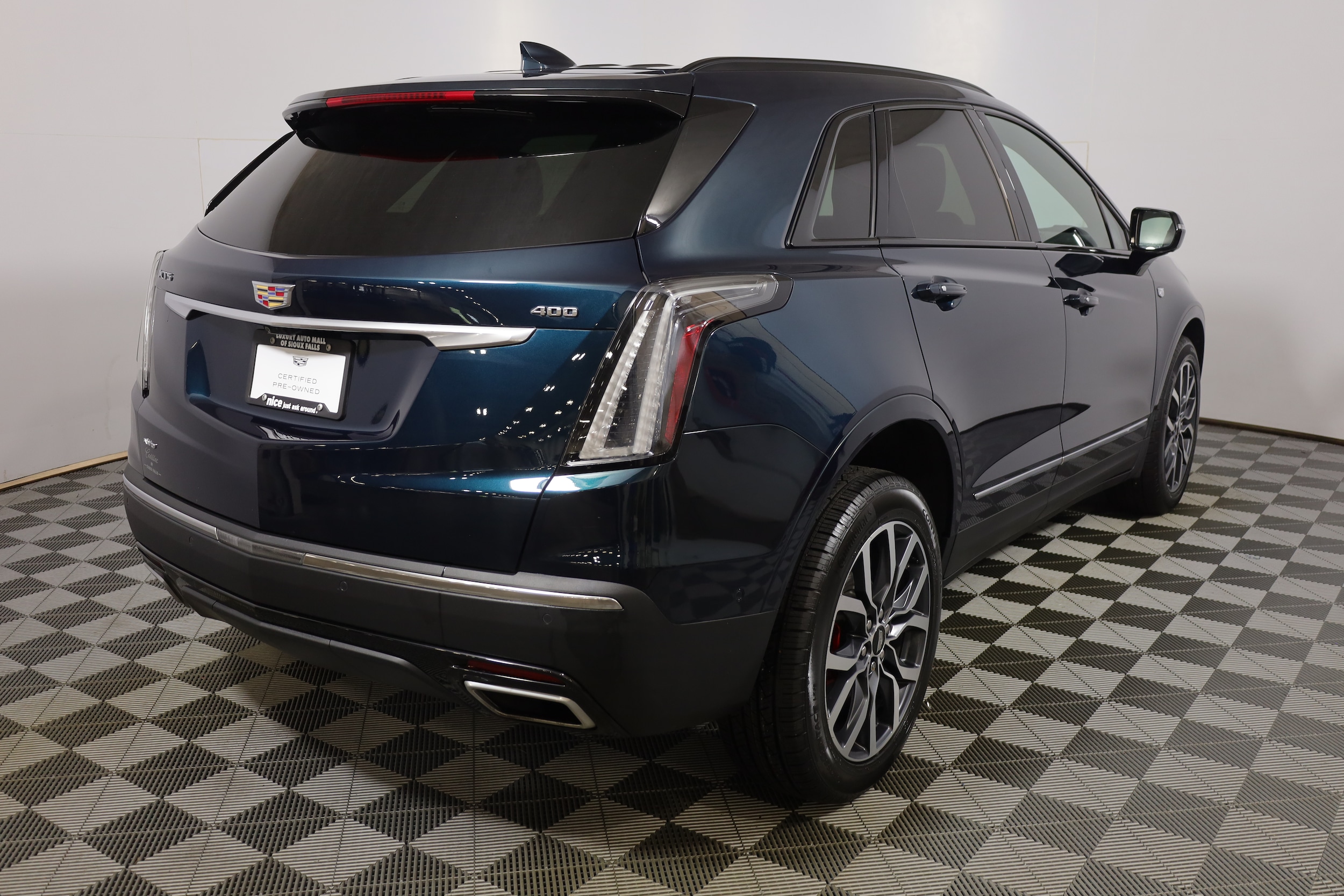 2025 CADILLAC s