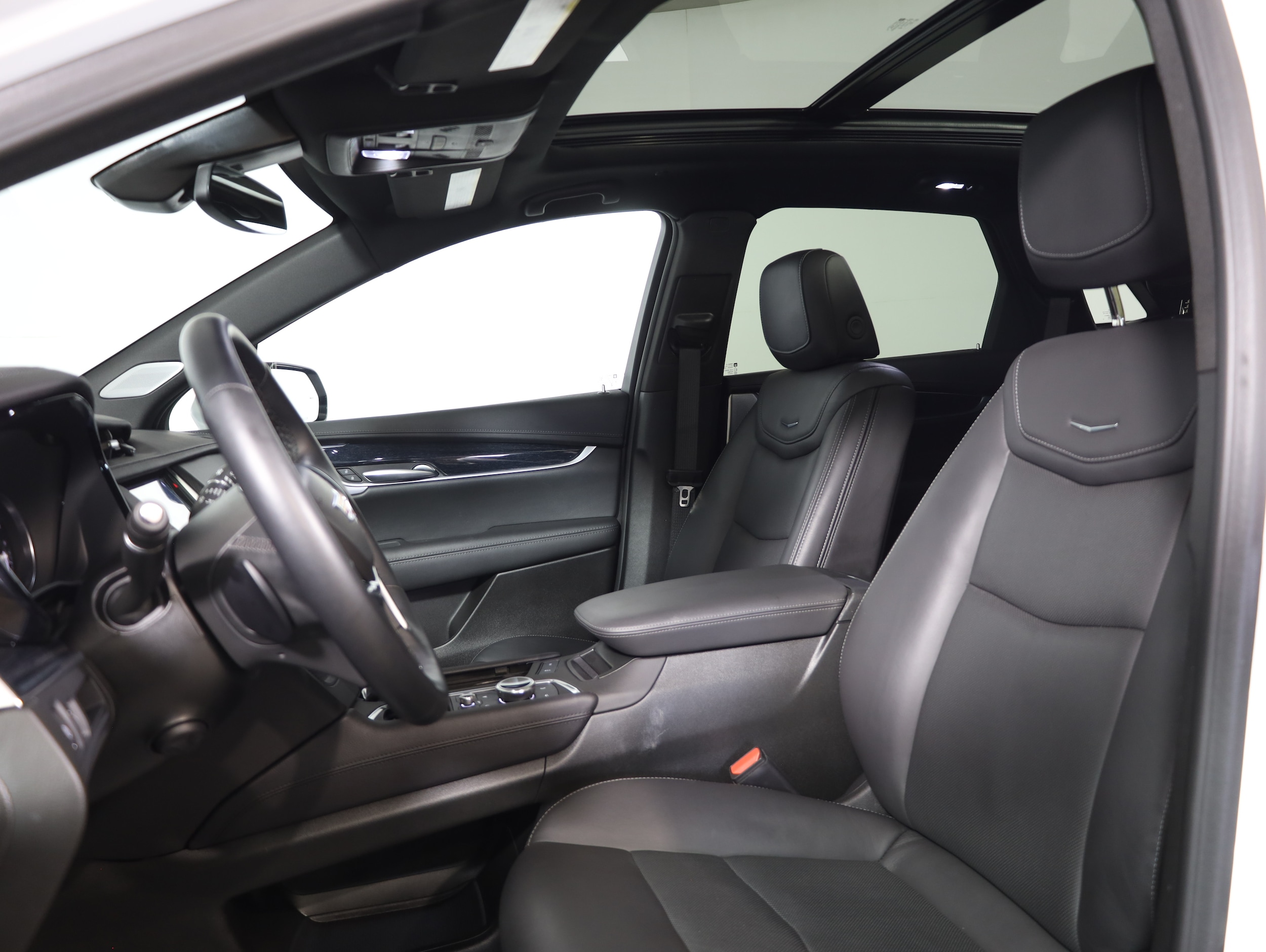 2025 Cadillac XT5 Premium Luxury - Photo 10