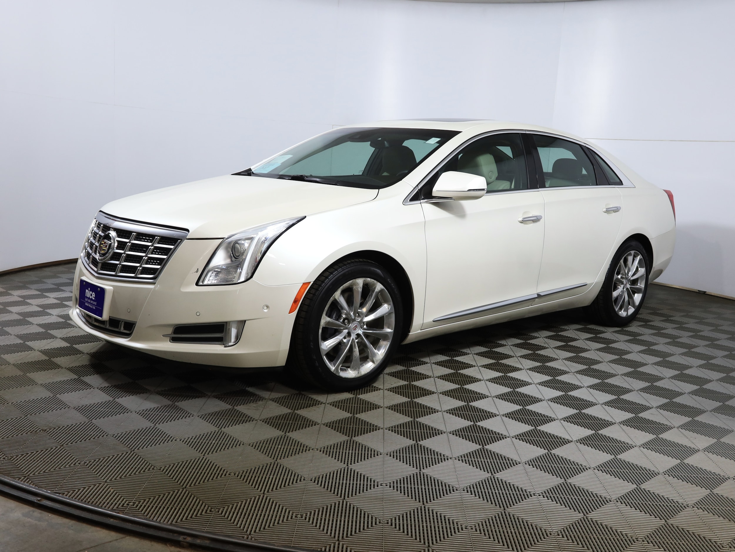 2014 Cadillac XTS Luxury Collection