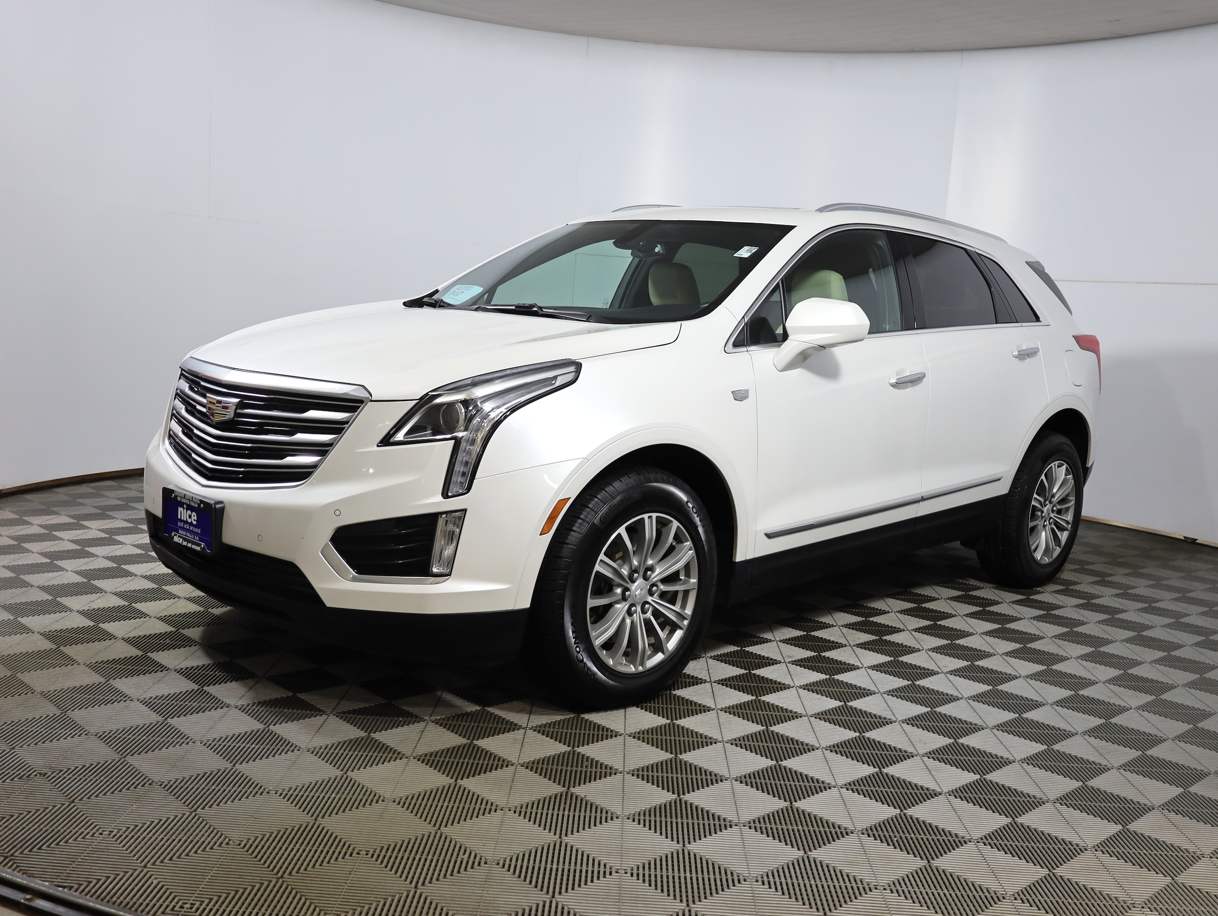2017 CADILLAC XT5 SUV 