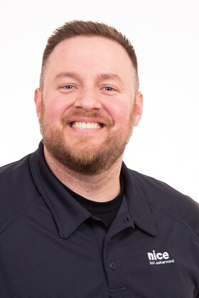 Staff member BARRY DAVIS from ID_cf3218082ad7