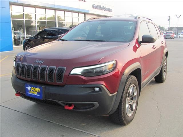 Used 2019 Jeep Cherokee Trailhawk with VIN 1C4PJMBX6KD432634 for sale in Gothenburg, NE