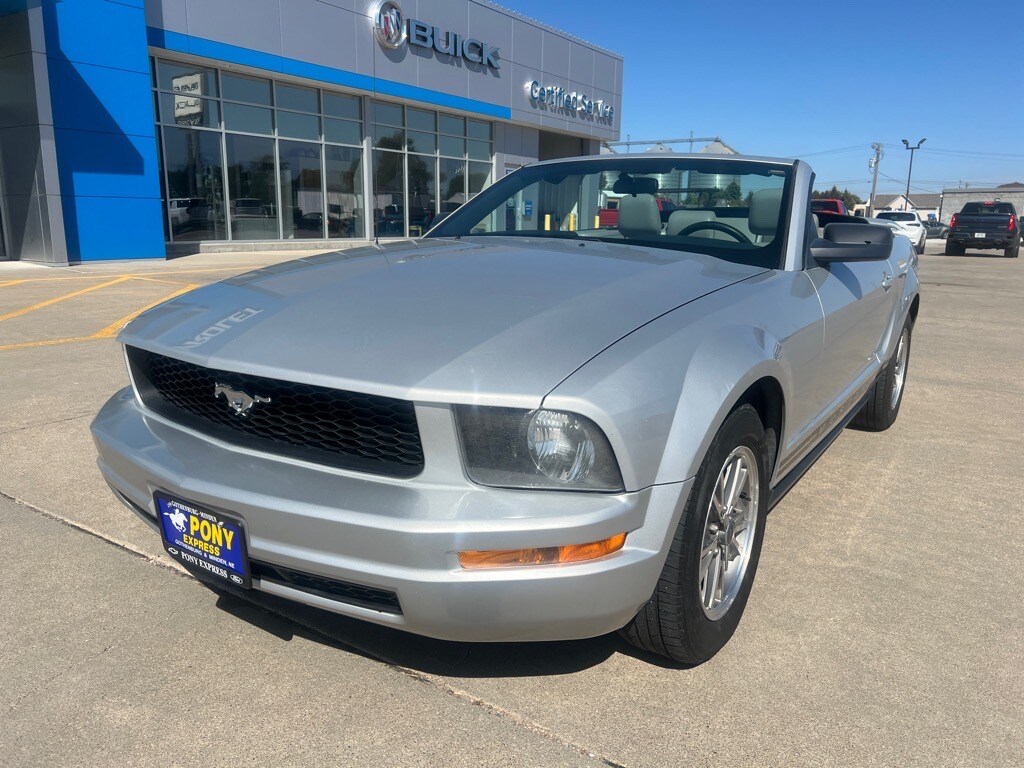 Used 2005 Ford Mustang Convertible
