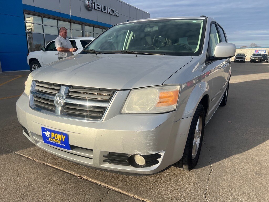 2009 Dodge Grand Caravan SXT photo 2