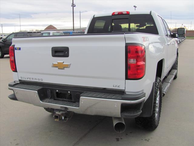 2018 Chevrolet Silverado 2500HD LTZ photo 4