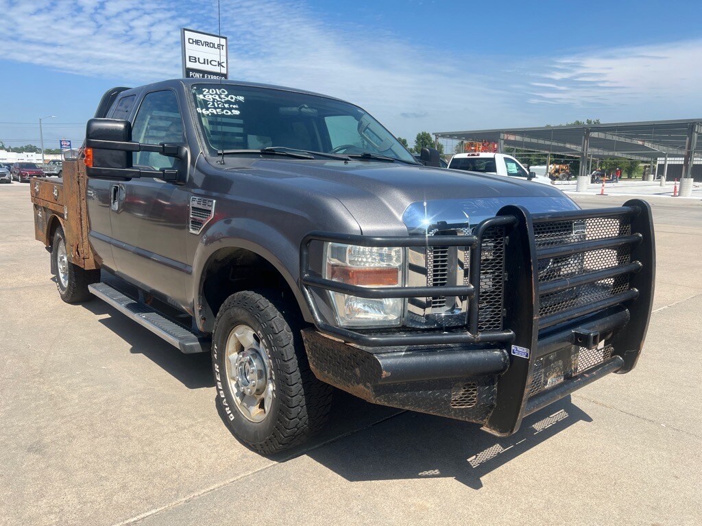 2010 Ford F-250 Lariat photo 3
