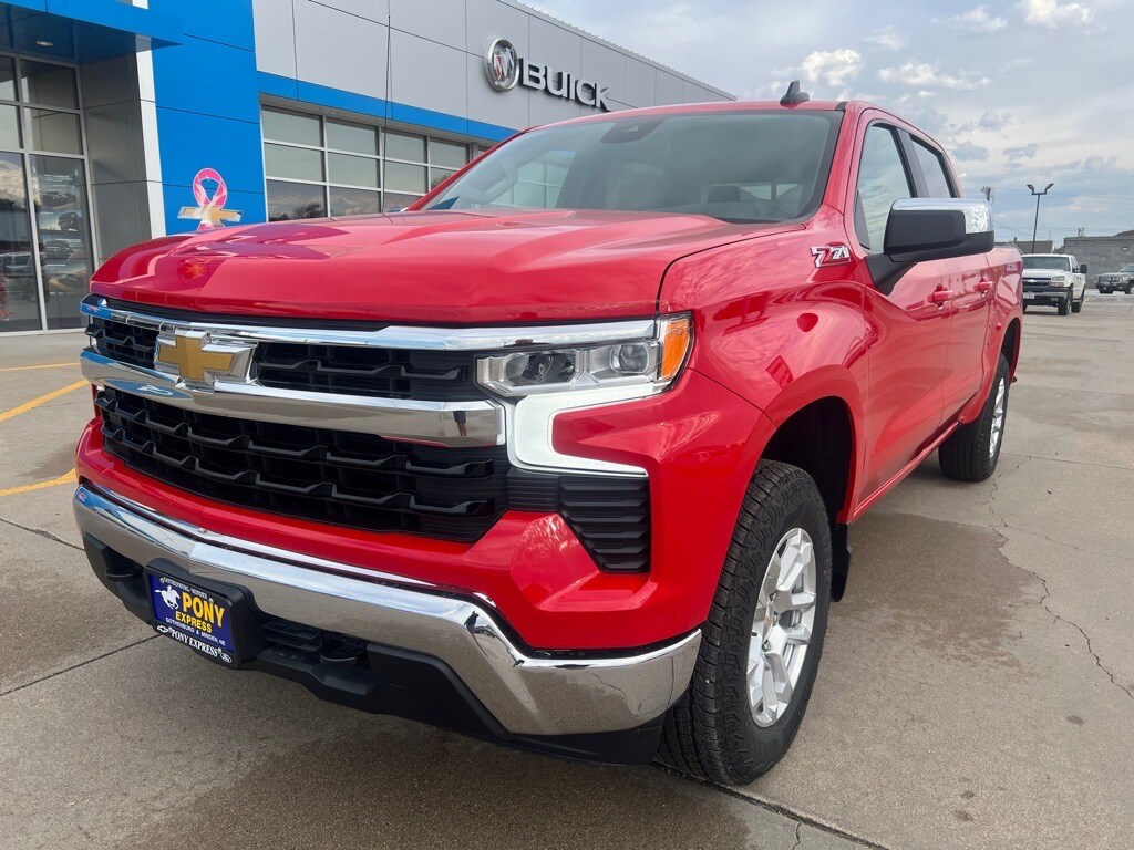 New 2026 Chevrolet Silverado 1500 LT w/1LT Truck Crew Cab