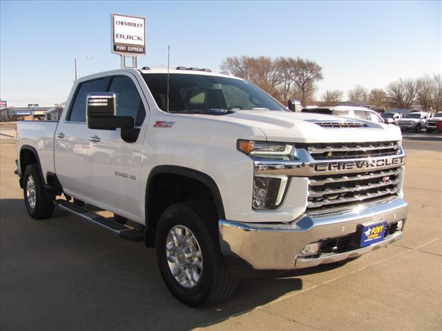 2021 Chevrolet Silverado 2500HD LTZ photo 3