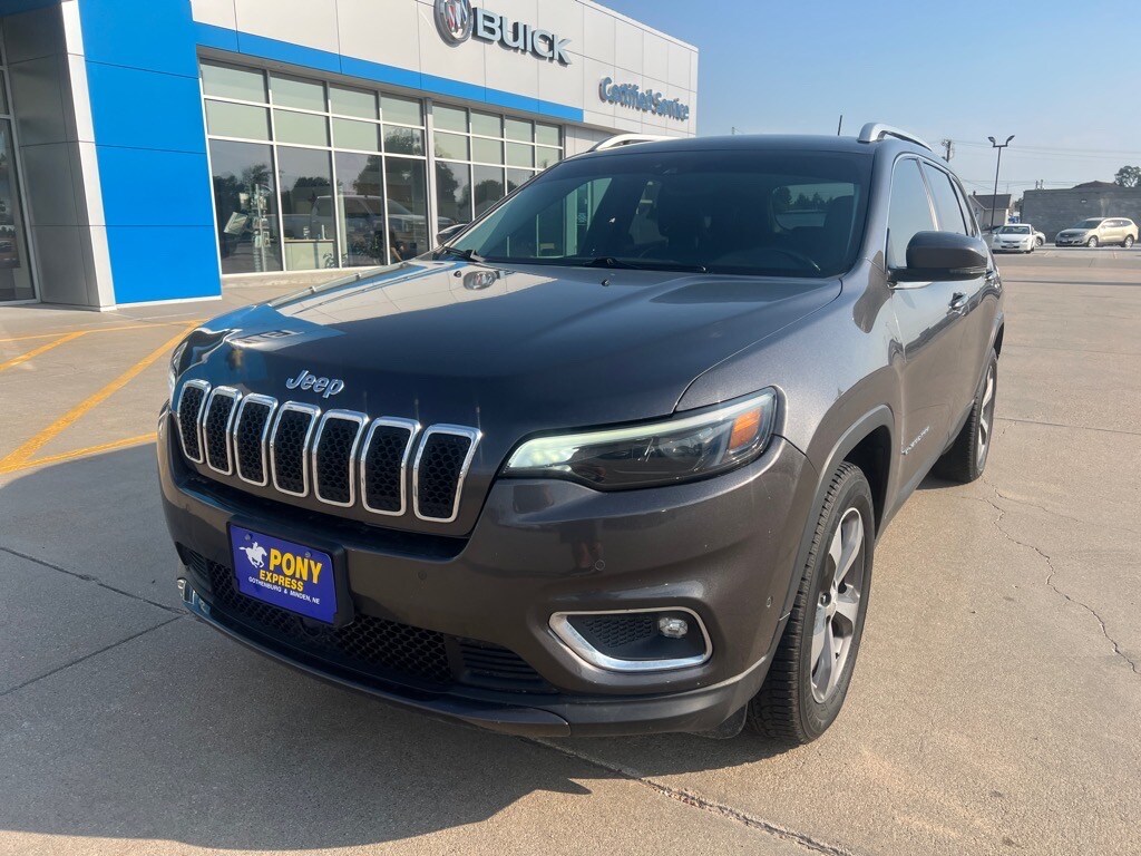 2019 Jeep Cherokee Limited photo 2