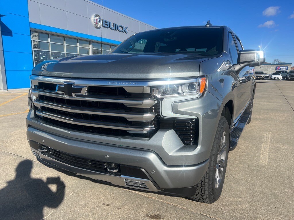 New 2026 Chevrolet Silverado 1500 High Country Truck Crew Cab