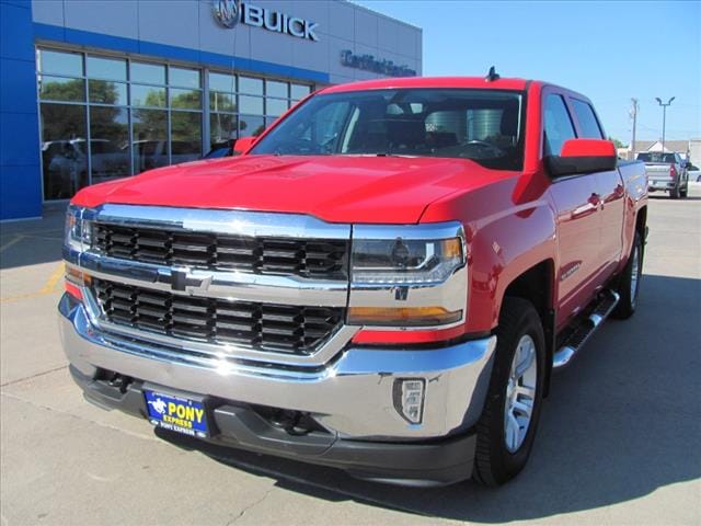 Used 2017 Chevrolet Silverado 1500 LT with VIN 3GCUKREC4HG491117 for sale in Lexington, NE