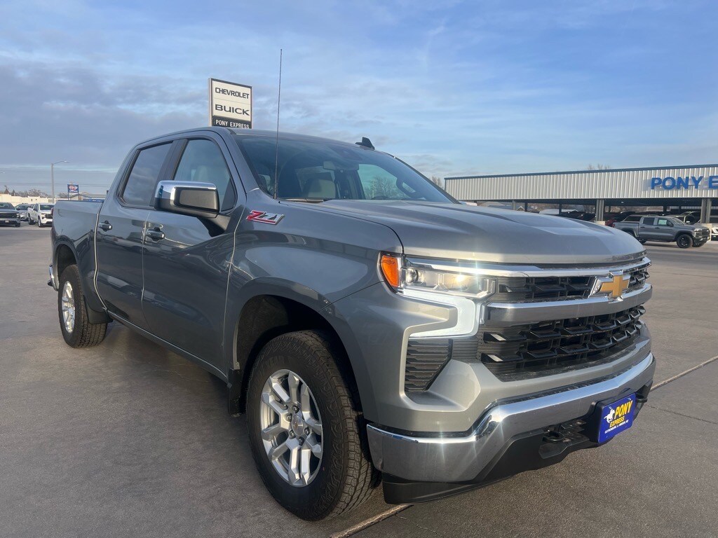 New 2026 Chevrolet Silverado 1500 LT w/1LT Truck Crew Cab