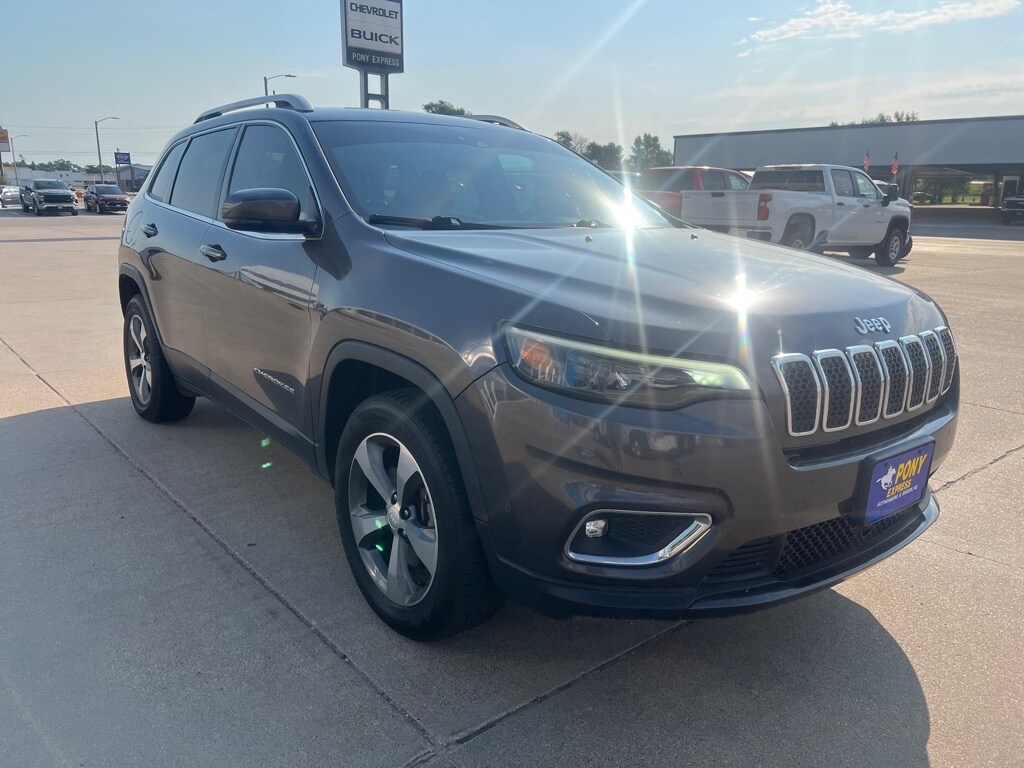 2019 Jeep Cherokee Limited photo 3