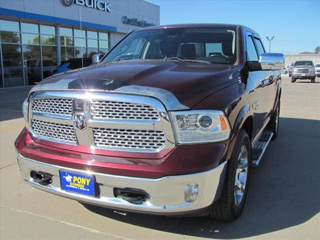 Used 2017 RAM Ram 1500 Pickup Laramie with VIN 1C6RR7NT2HS504422 for sale in Lexington, NE