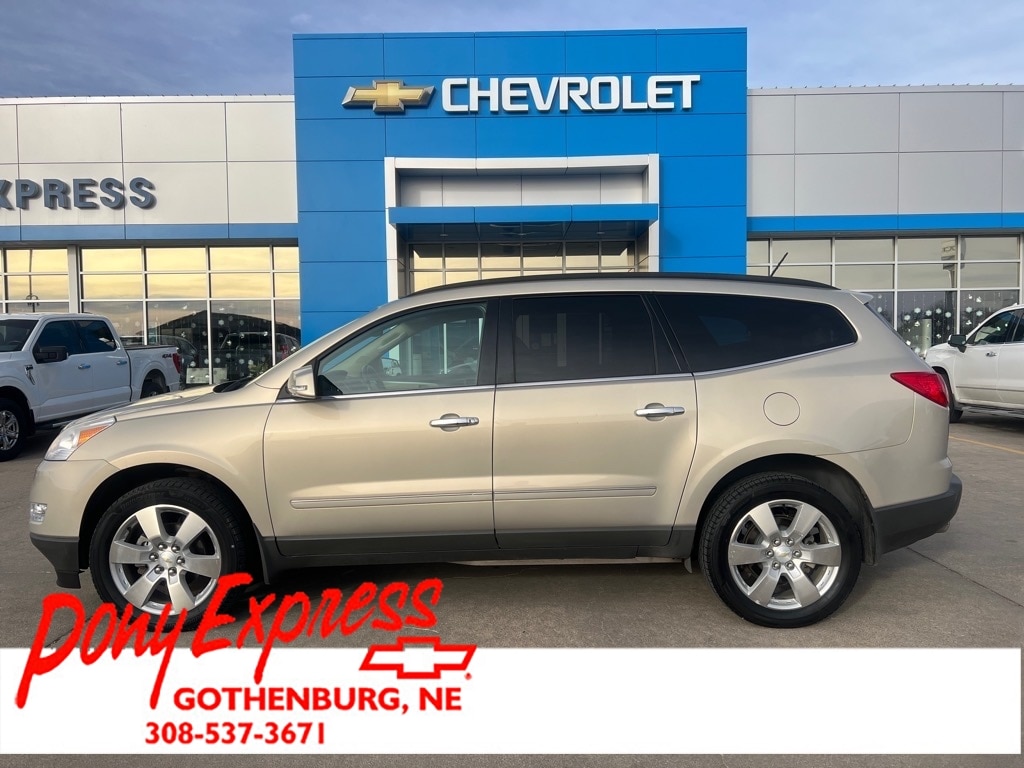 2010 Chevrolet Traverse LTZ's photo