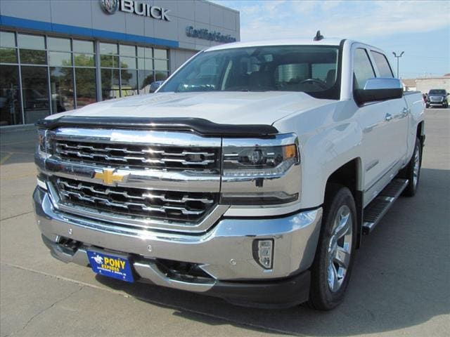 Used 2018 Chevrolet Silverado 1500 LTZ with VIN 3GCUKSEJ3JG500546 for sale in Lexington, NE