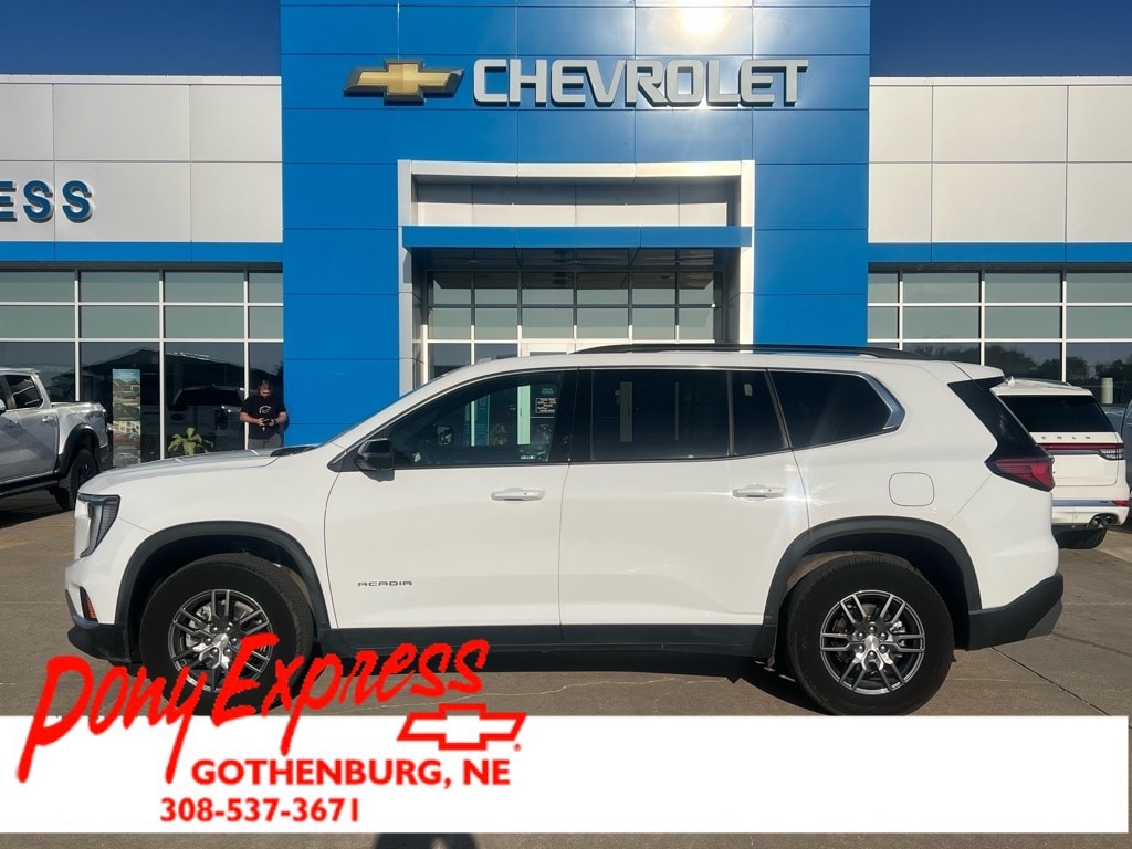 Used 2025 GMC Acadia Elevation SUV