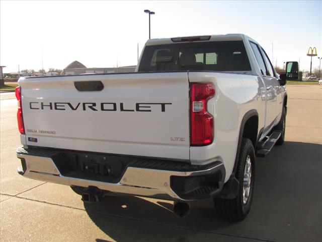 2021 Chevrolet Silverado 2500HD LTZ photo 4