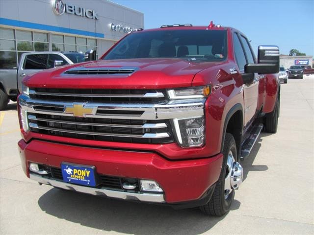 Used 2022 Chevrolet Silverado 3500HD High Country with VIN 1GC4YVEY3NF283858 for sale in Lexington, NE