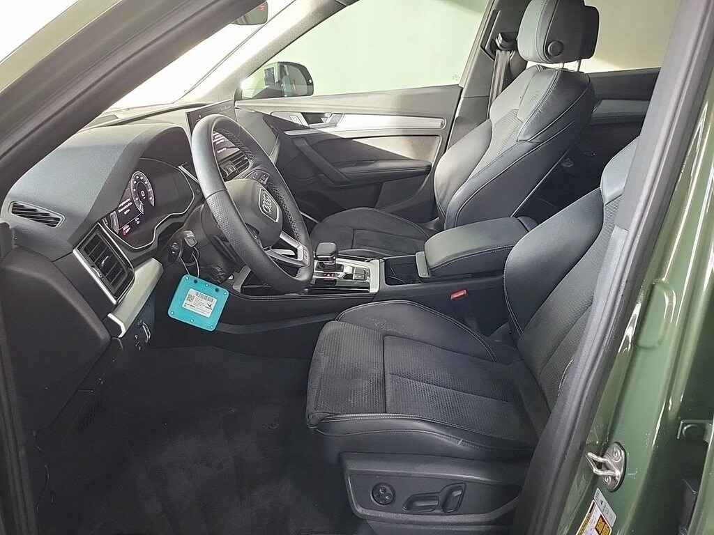 2022 Audi Q5 55 Premium Plus photo 3