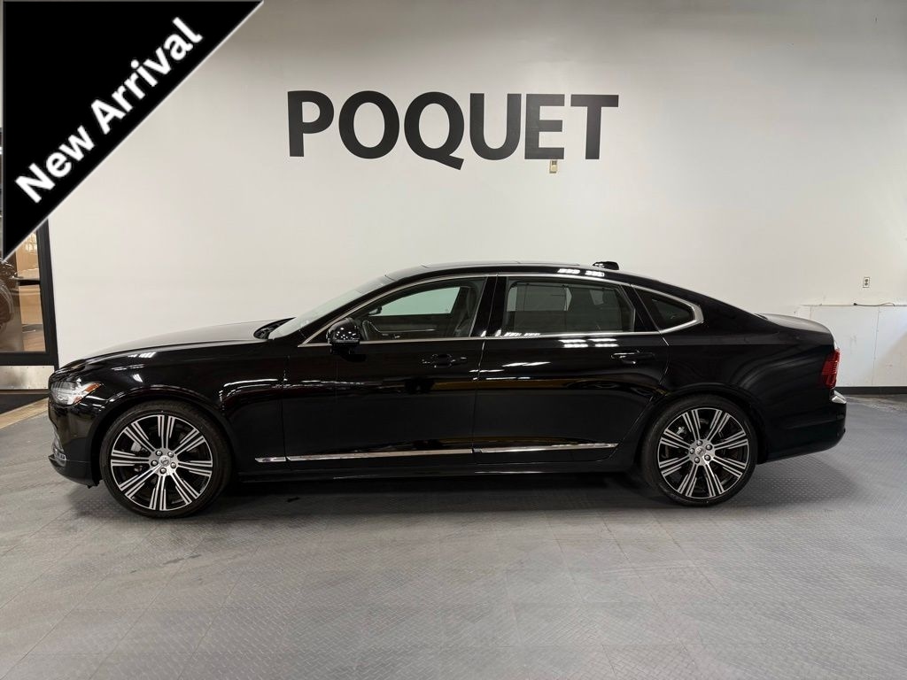2023 Volvo S90 B6 Plus AWD's photo