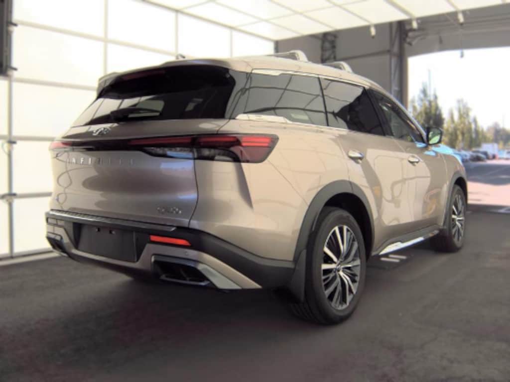 Used 2023 INFINITI QX60 Sensory SUV