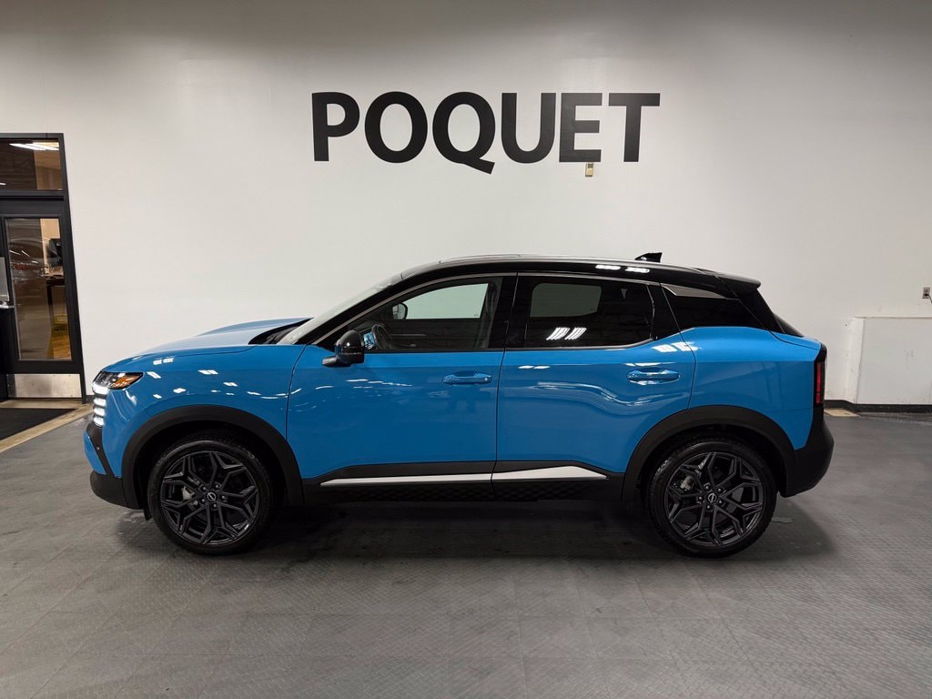 Used 2026 Nissan Kicks SR SUV