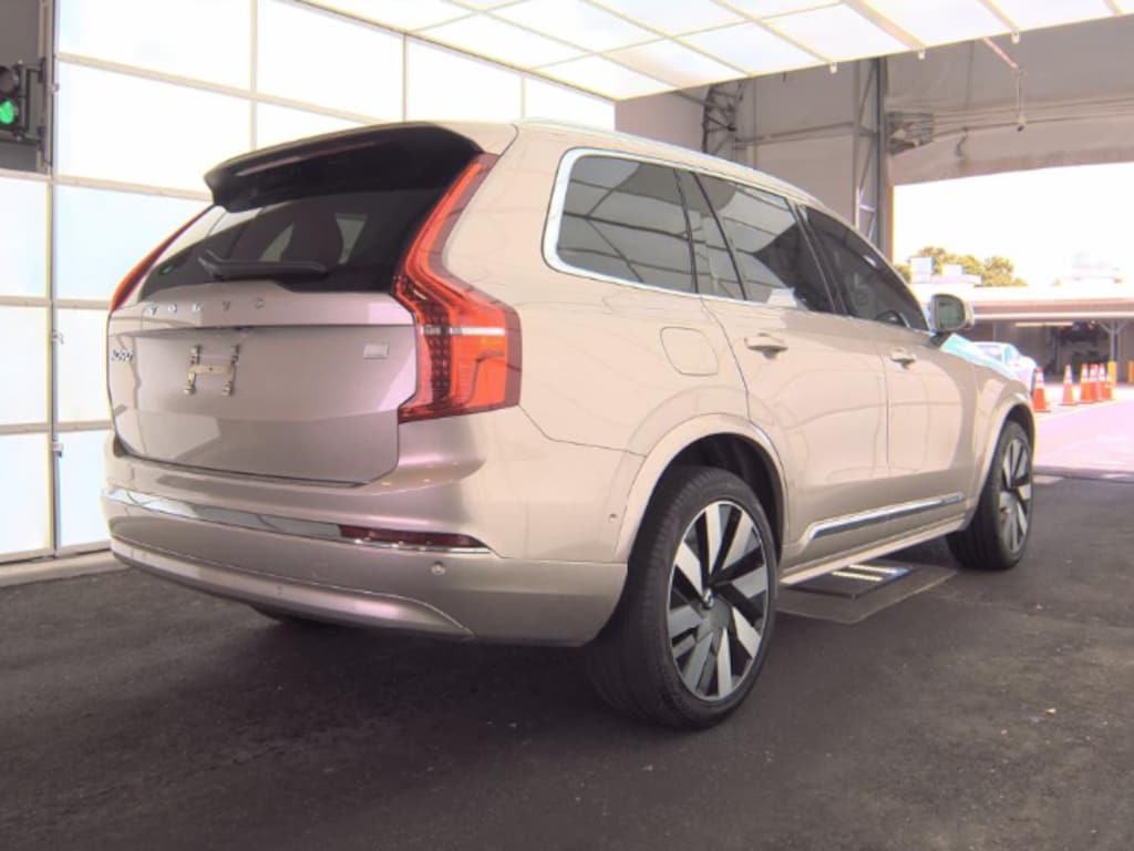 Used 2024 Volvo XC90 Recharge Plug-In Hybrid T8 Plus Bright Theme 7 Passenger SUV