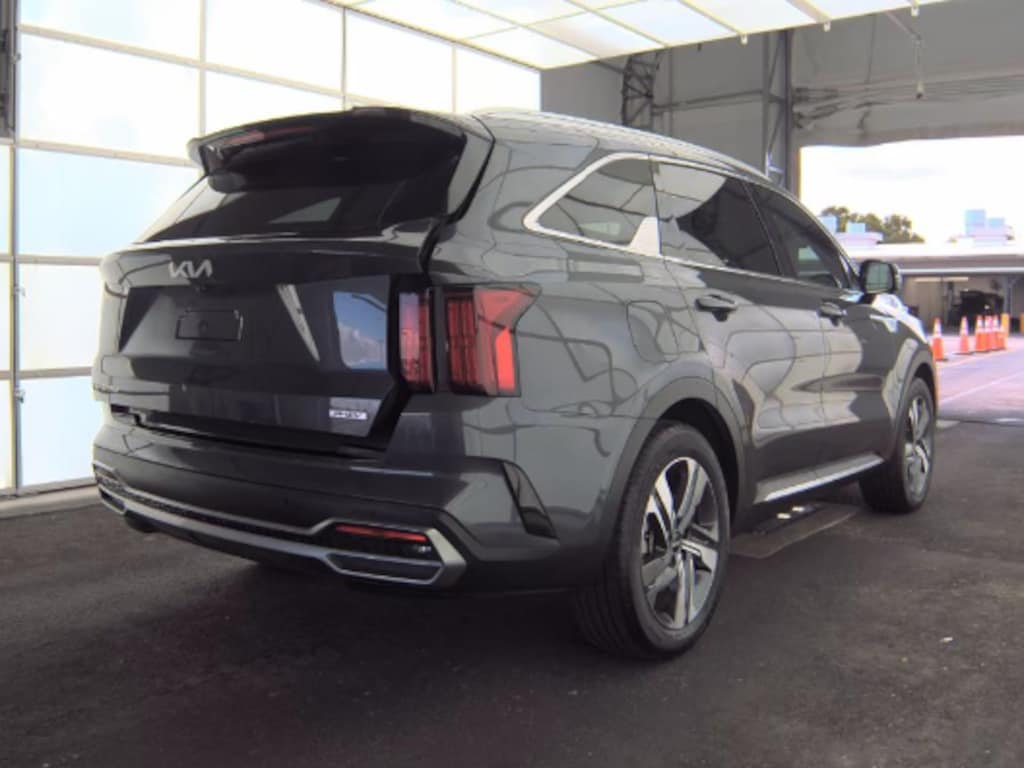 Used 2023 Kia Sorento Plug-In Hybrid SX Prestige SUV
