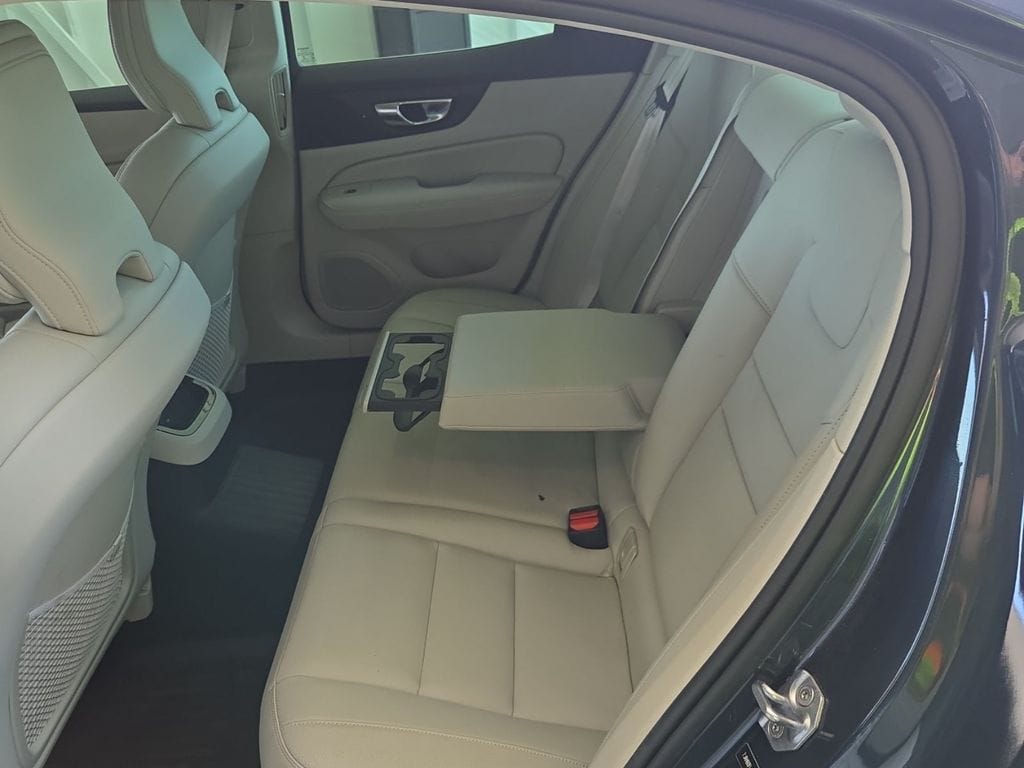 Used 2022 Volvo S60 Recharge Plug-In Hybrid T8 Inscription Sedan