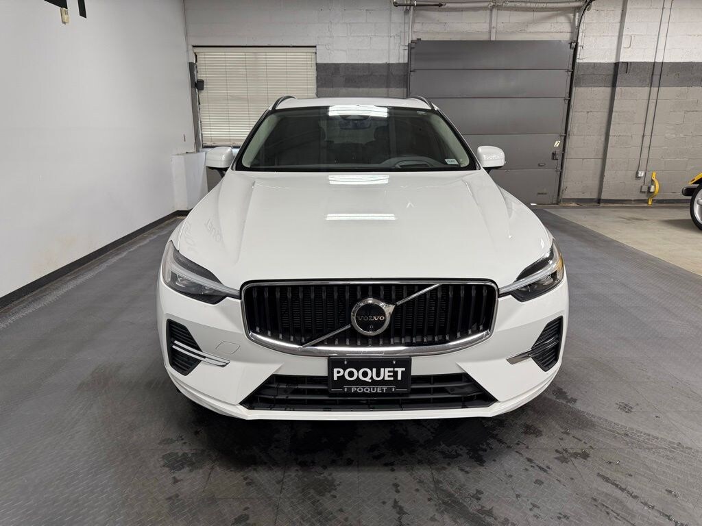 Used 2022 Volvo XC60 B5 Momentum SUV