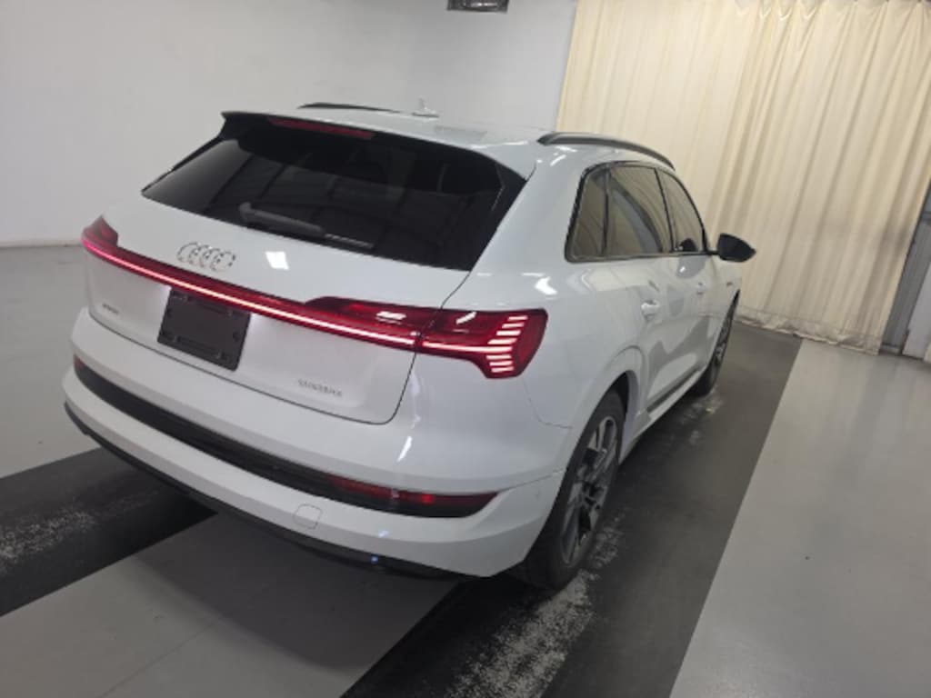 Used 2021 Audi e-tron Premium SUV