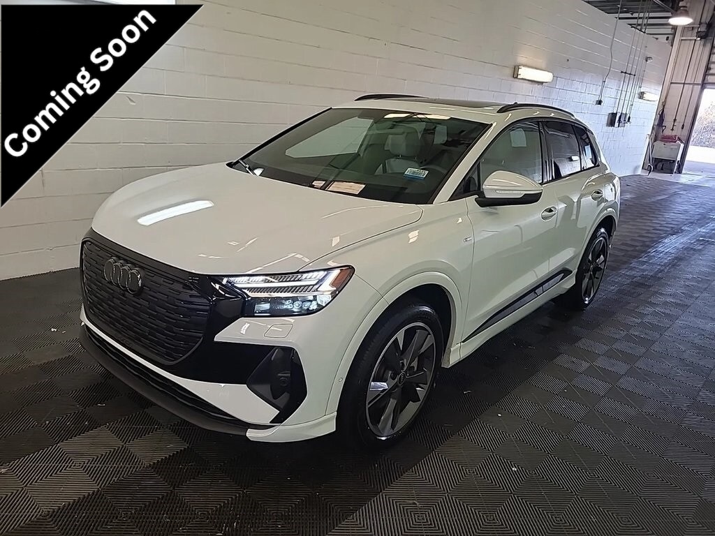 2024 Audi Q4 e-tron Prestige's photo