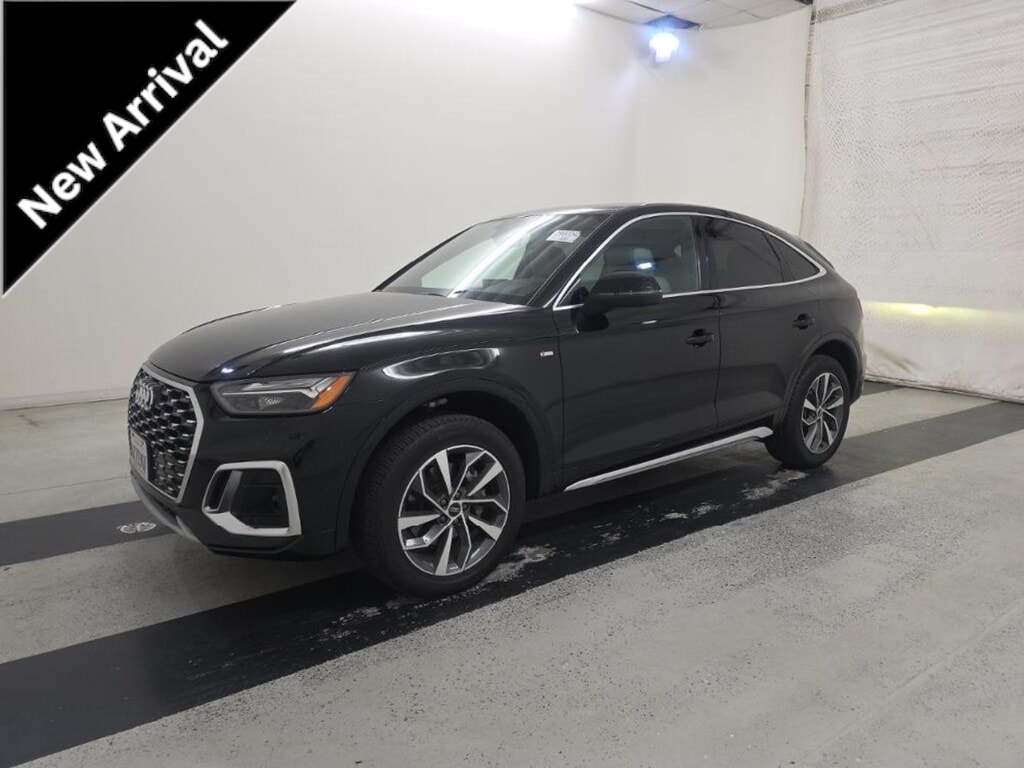 2022 Audi Q5 Sportback 45 Premium's photo