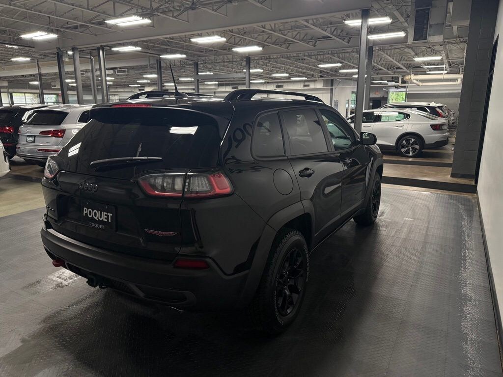 Used 2022 Jeep Cherokee Trailhawk SUV