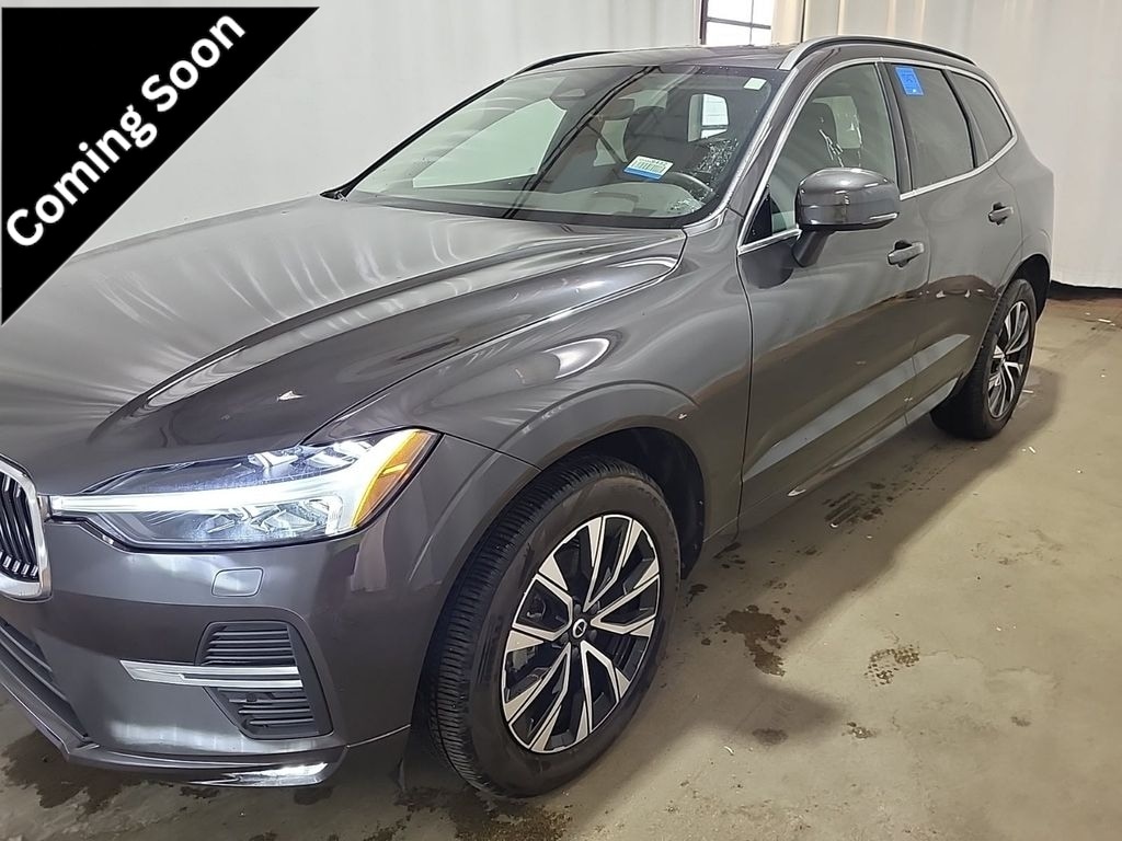 2023 Volvo XC60 B5 Core AWD's photo