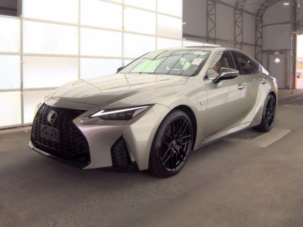 2021 Lexus IS