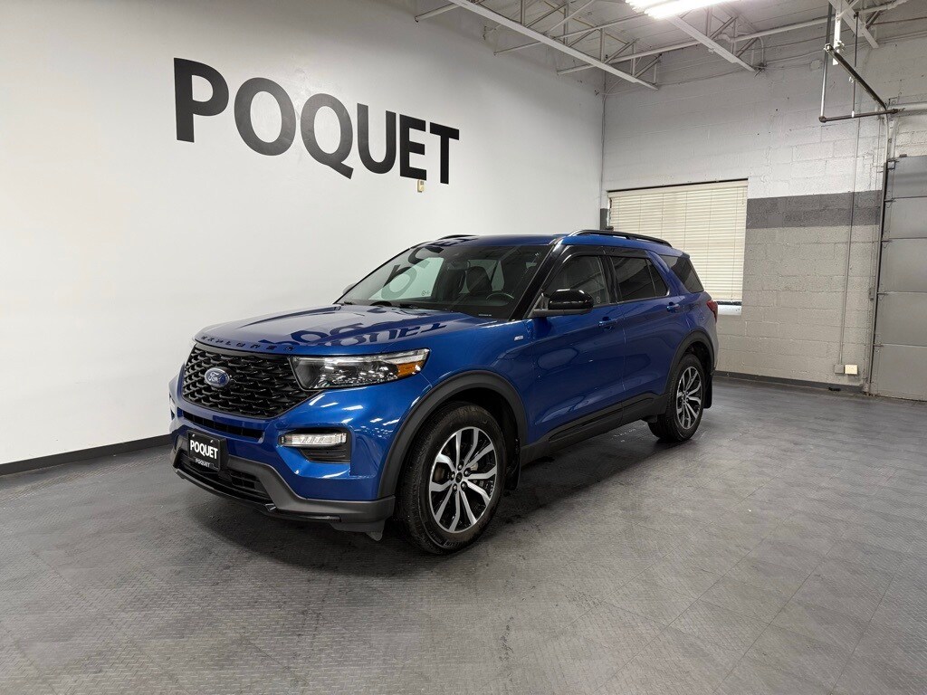 2022 Ford Explorer ST-Line photo 2